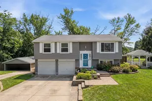 62 Greenleaf Dr, West Deer, PA 15024 - Photo 1