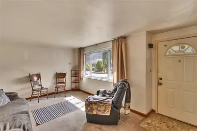 4060 Hart Ct, Murrysville, PA 15668 - Photo 9