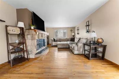 5195 Janie Dr, Pittsburgh, PA 15227 - Photo 9