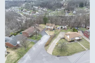 5195 Janie Dr, Pittsburgh, PA 15227 - Photo 43