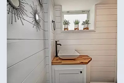 1035 Washington Road, Pittsburgh, PA 15228 - Photo 9