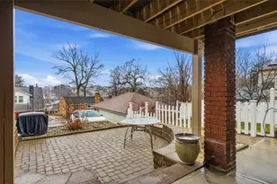 2419 Pioneer Ave, Pittsburgh, PA 15226 - Photo 23