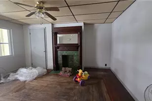 122 Hamilton Ave, Vandergrift, PA 15690 - Photo 13