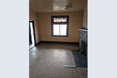 324 Moore Ave, Pittsburgh, PA 15210 - Photo 7