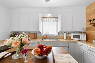 25 Capitol Ct, Farrell, PA 16121 - Photo 11