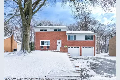 521 Saint Andrews Dr, Hempfield Township, PA 15601 - Photo 1