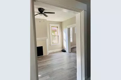 2922 Zephyr Avenue, Pittsburgh, PA 15204 - Photo 11