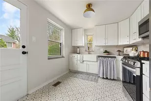 227 Tartline Dr, Pittsburgh, PA 15116 - Photo 9