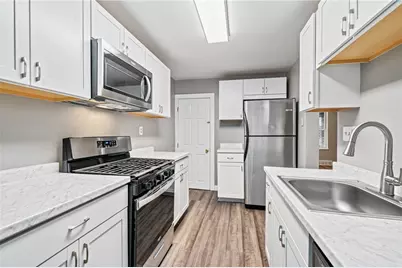 132 Oakview, Pittsburgh, PA 15218 - Photo 7