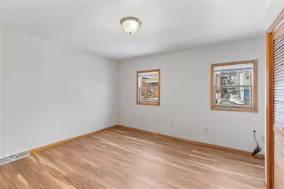 703 Washington Ave, Charleroi Boro, PA 15022 - Photo 17