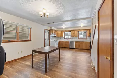 703 Washington Ave, Charleroi Boro, PA 15022 - Photo 5