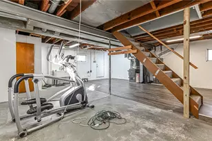 1711 Mercer St, Hopewell Township, PA 15001 - Photo 21