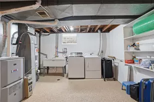 149 Speer St, Stowe Township, PA 15136 - Photo 9