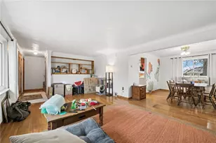 218 Crescent Dr, Lower Burrell, PA 15068 - Photo 7