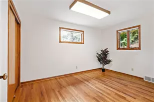 421 Clair Dr, Pittsburgh, PA 15241 - Photo 15