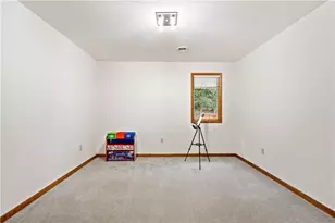 421 Clair Dr, Pittsburgh, PA 15241 - Photo 25