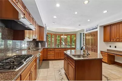 401 Blackstone Ln, Adams Township, PA 16046 - Photo 23