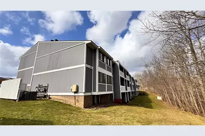 323 Ridge Point Cir #A11, South Fayette, PA 15017 - Photo 3