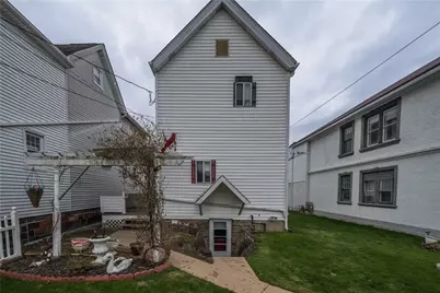 28 Penn Ave, Irwin, PA 15642 - Photo 39