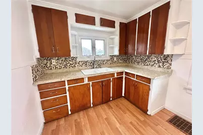 409 S Summit St, Derry Boro, PA 15627 - Photo 17