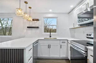 6531 Quaker Dr, South Park, PA 15236 - Photo 9