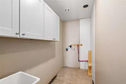 109 N Main St, Houston, PA 15342 - Photo 11