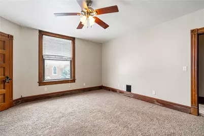 109 N Main St, Houston, PA 15342 - Photo 17