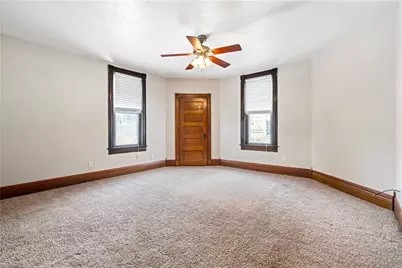 109 N Main St, Houston, PA 15342 - Photo 13