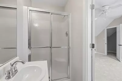 2643 Hunters Point Dr, Pittsburgh, PA 15090 - Photo 23