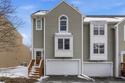 2643 Hunters Point Dr, Pittsburgh, PA 15090 - Photo 1