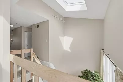 2643 Hunters Point Dr, Pittsburgh, PA 15090 - Photo 13