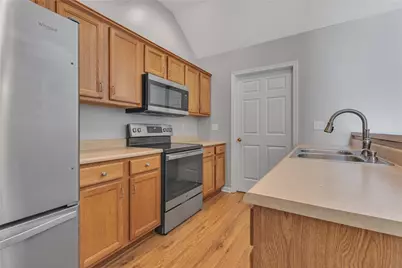 79 Nicholas Dr, Brighton Township, PA 15009 - Photo 9