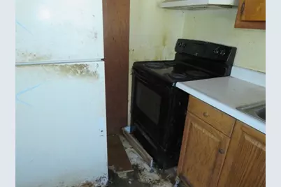 238 Horse Shoe Bend Rd, Bullskin Township, PA 15610 - Photo 11