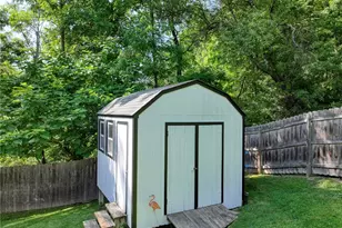 503 Sharon Rd, Moon/Crescent Twp, PA 15108 - Photo 39