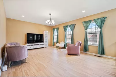 329 Marshall Heights Dr, Marshall, PA 15090 - Photo 5