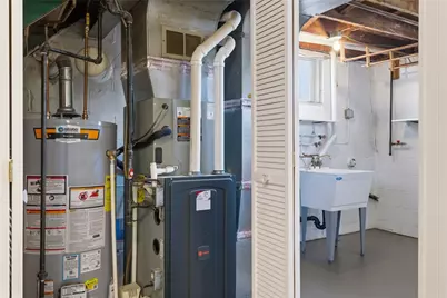 116 Lilmont Dr, Pittsburgh, PA 15218 - Photo 35