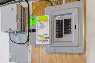 116 Lilmont Dr, Pittsburgh, PA 15218 - Photo 37