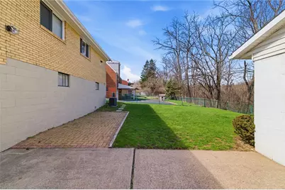 116 Lilmont Dr, Pittsburgh, PA 15218 - Photo 41