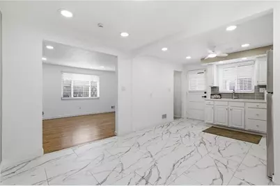 116 Lilmont Dr, Pittsburgh, PA 15218 - Photo 7