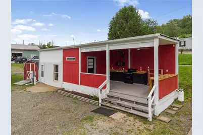 300 Clubhouse Drive, Donegal, PA 15628 - Photo 15