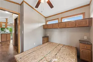 300 Clubhouse Dr, Donegal, PA 15628 - Photo 11