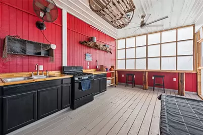 300 Clubhouse Drive, Donegal, PA 15628 - Photo 15