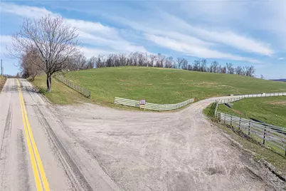 560 Old Hickory Ridge Rd, Chartiers, PA 15301 - Photo 17