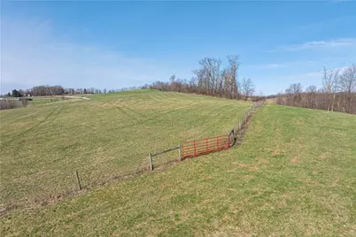 560 Old Hickory Ridge Rd, Chartiers, PA 15301 - Photo 25