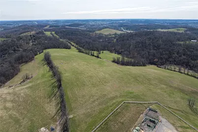 560 Old Hickory Ridge Rd, Chartiers, PA 15301 - Photo 9