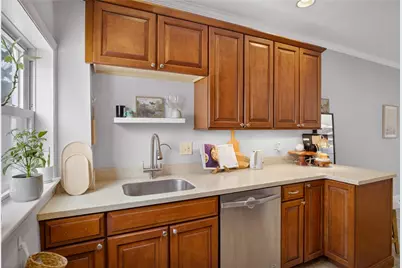 6323 Morrowfield Ave, Pittsburgh, PA 15217 - Photo 17