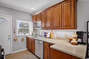 6323 Morrowfield Ave, Pittsburgh, PA 15217 - Photo 15