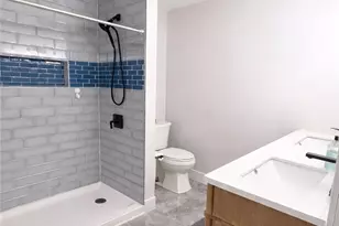 900 Glenwood Ct, Cranberry Township, PA 16066 - Photo 7