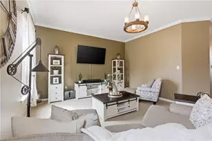 2035 Majestic Dr, North Strabane, PA 15317 - Photo 7