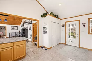 1073 Causeway Dr, Shanksville, PA 15541 - Photo 11